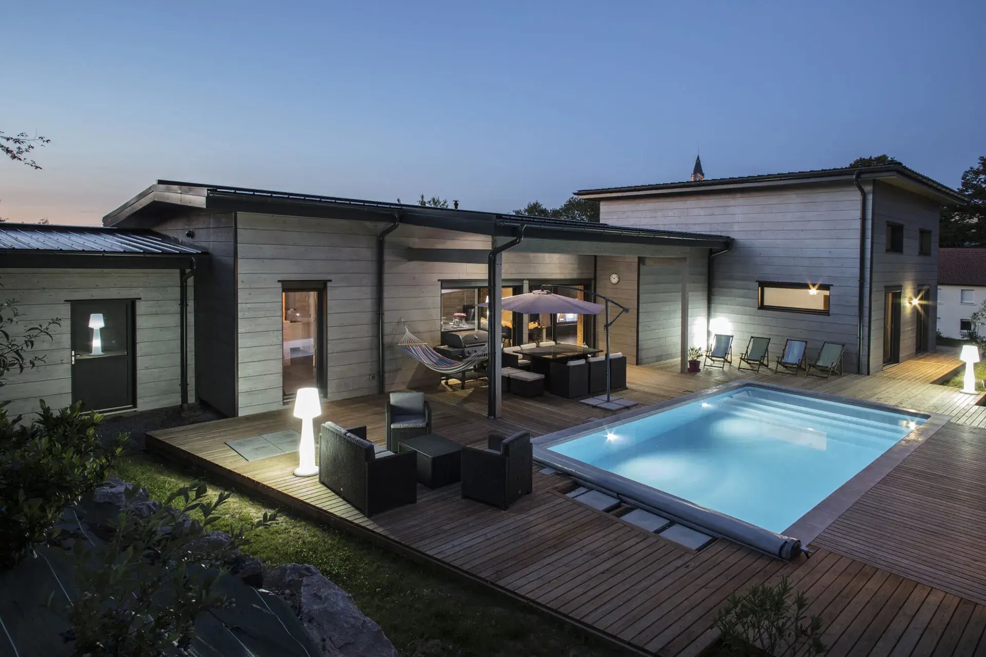 Construction maison bois avec piscine