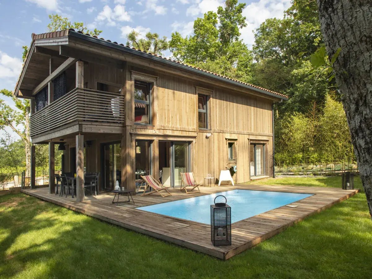 Gite bois avec piscine Gite bois avec piscine