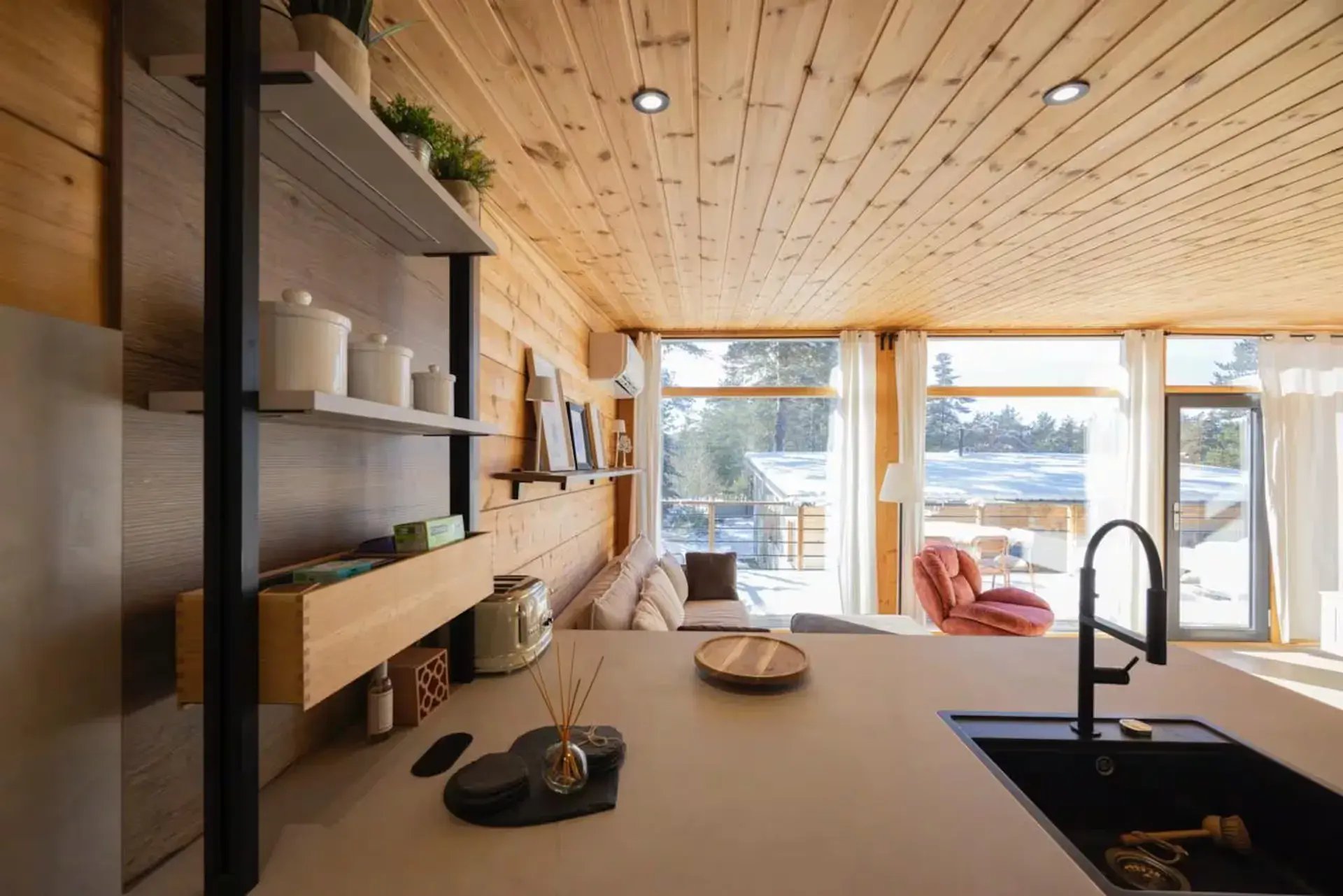 interieur-gite-bois-kontio-kostikosy interieur-gite-bois-kontio-kostikosy