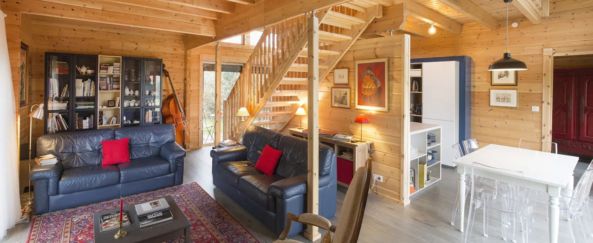 Pièce de vie maison bois
