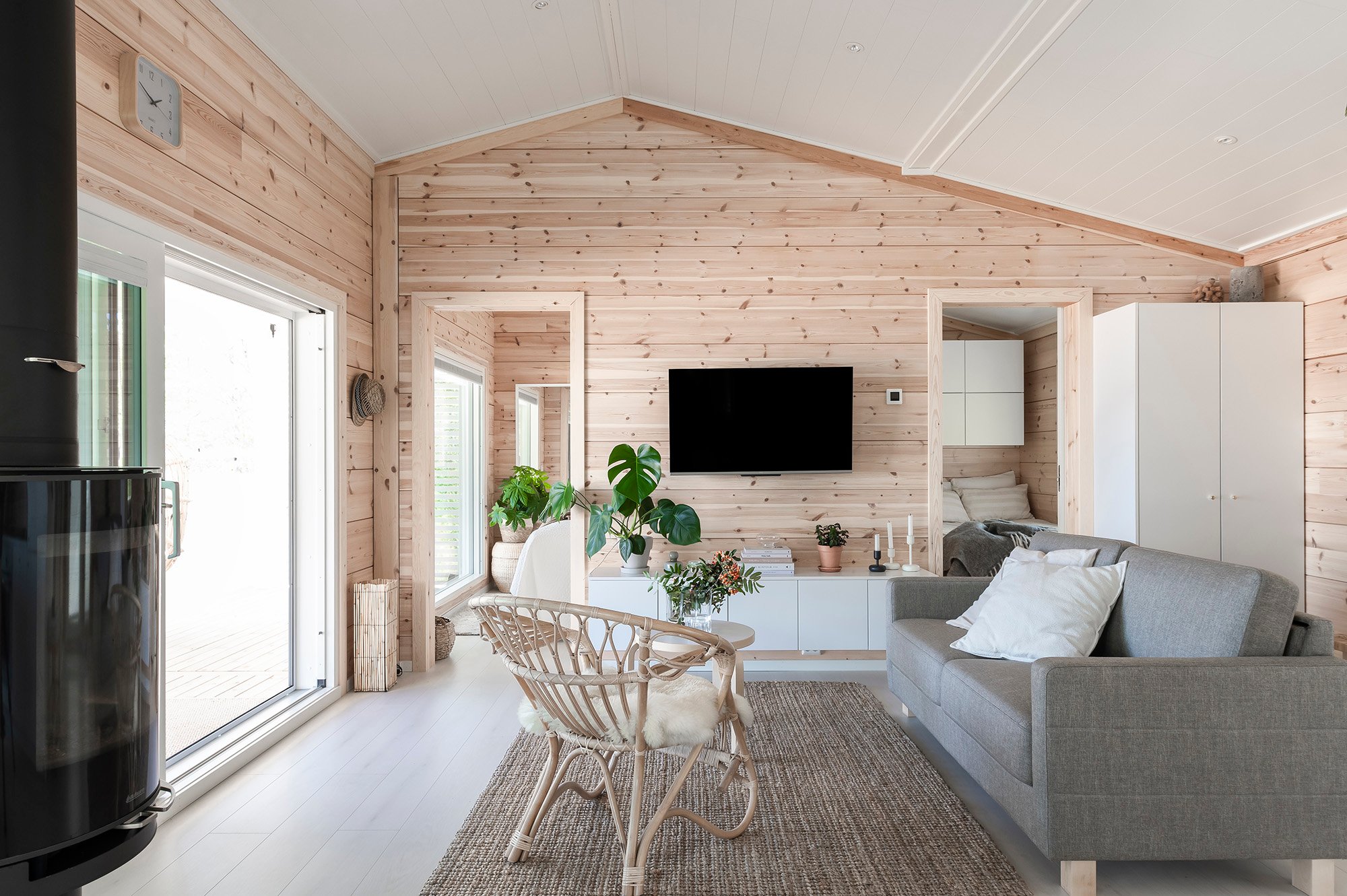 Kontio_Hiekkaranta_Villa_Pisto_18_kevyt