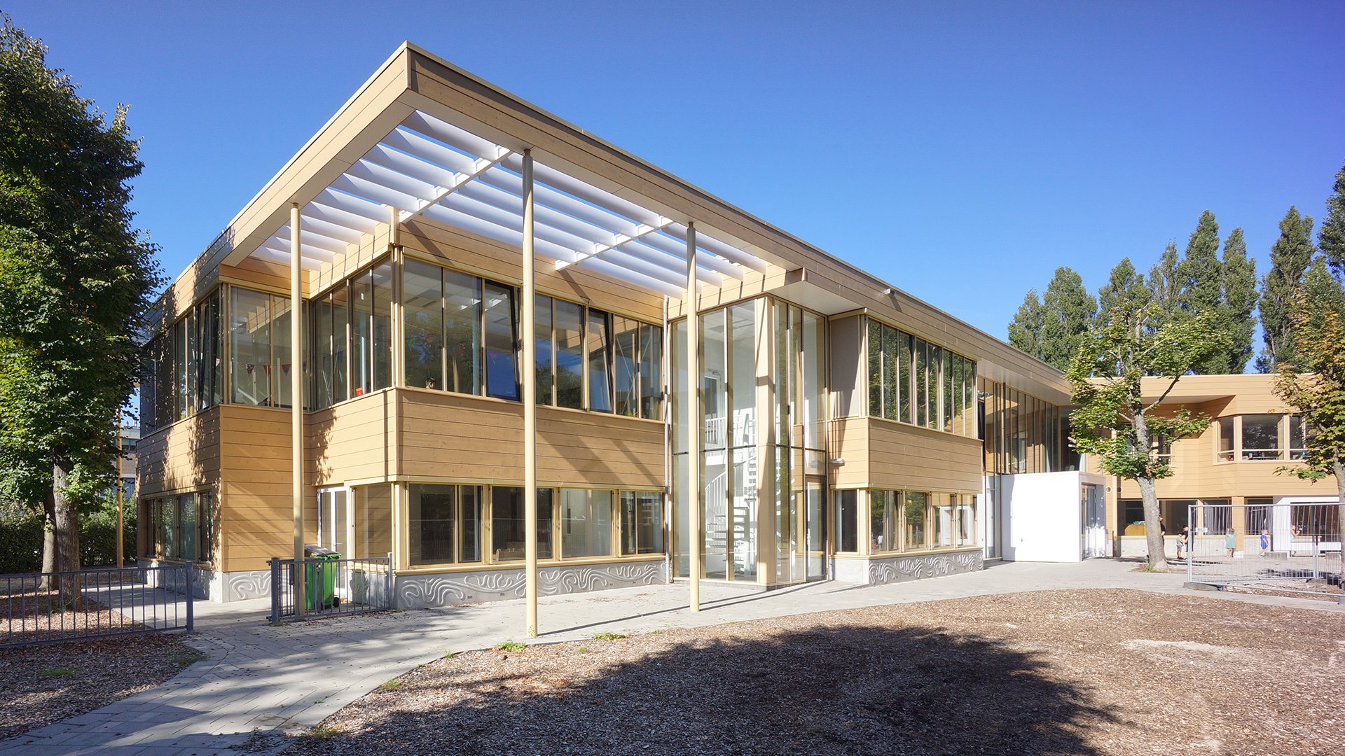 Montessorikoulu_ulko1