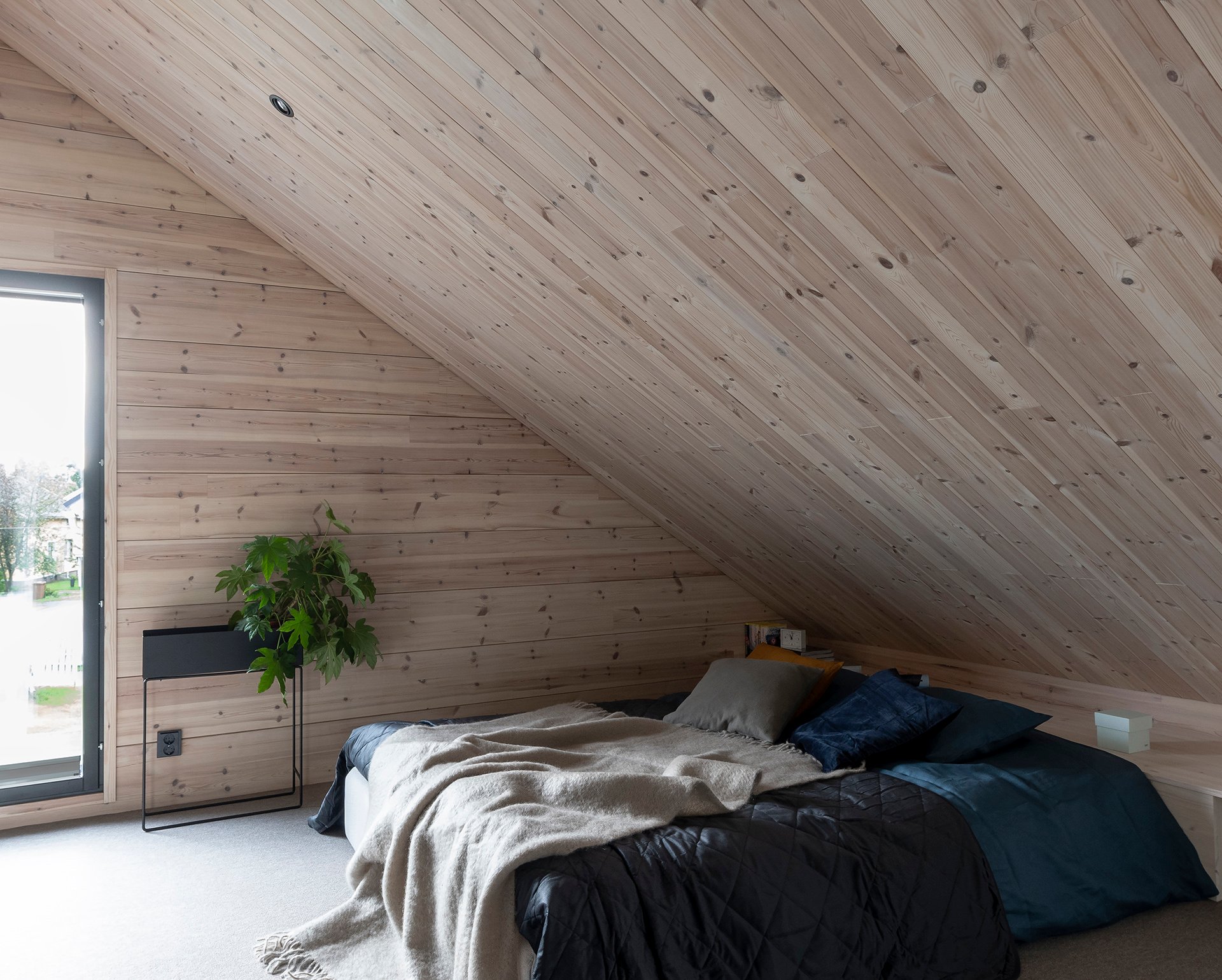 Talo_Toppila_makuuhuone