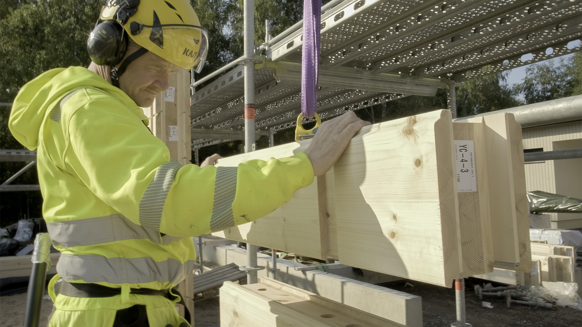 Asennus_vehmas_työmaa