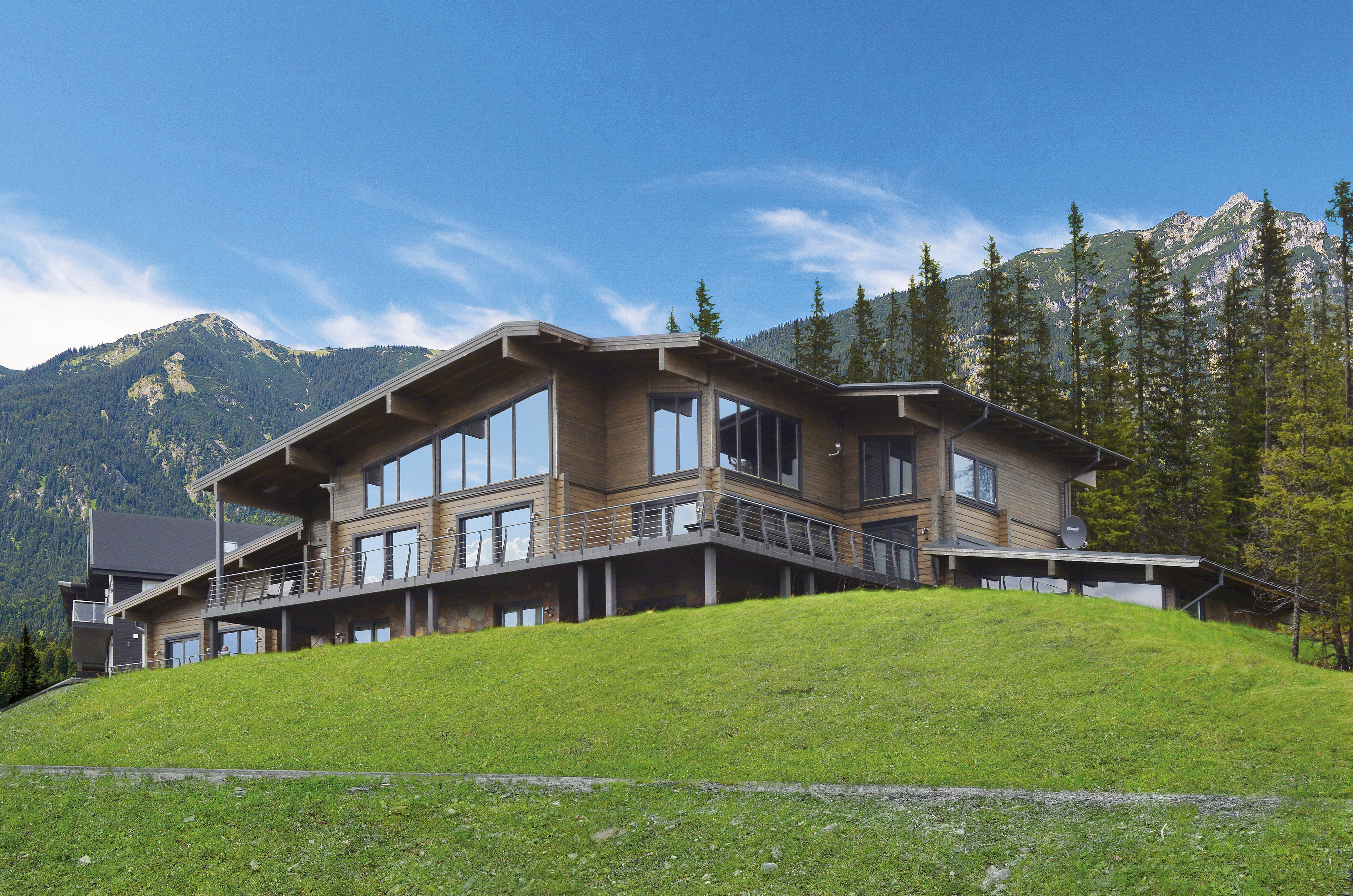 Mountain Ski House - Wood House gallery image 2
