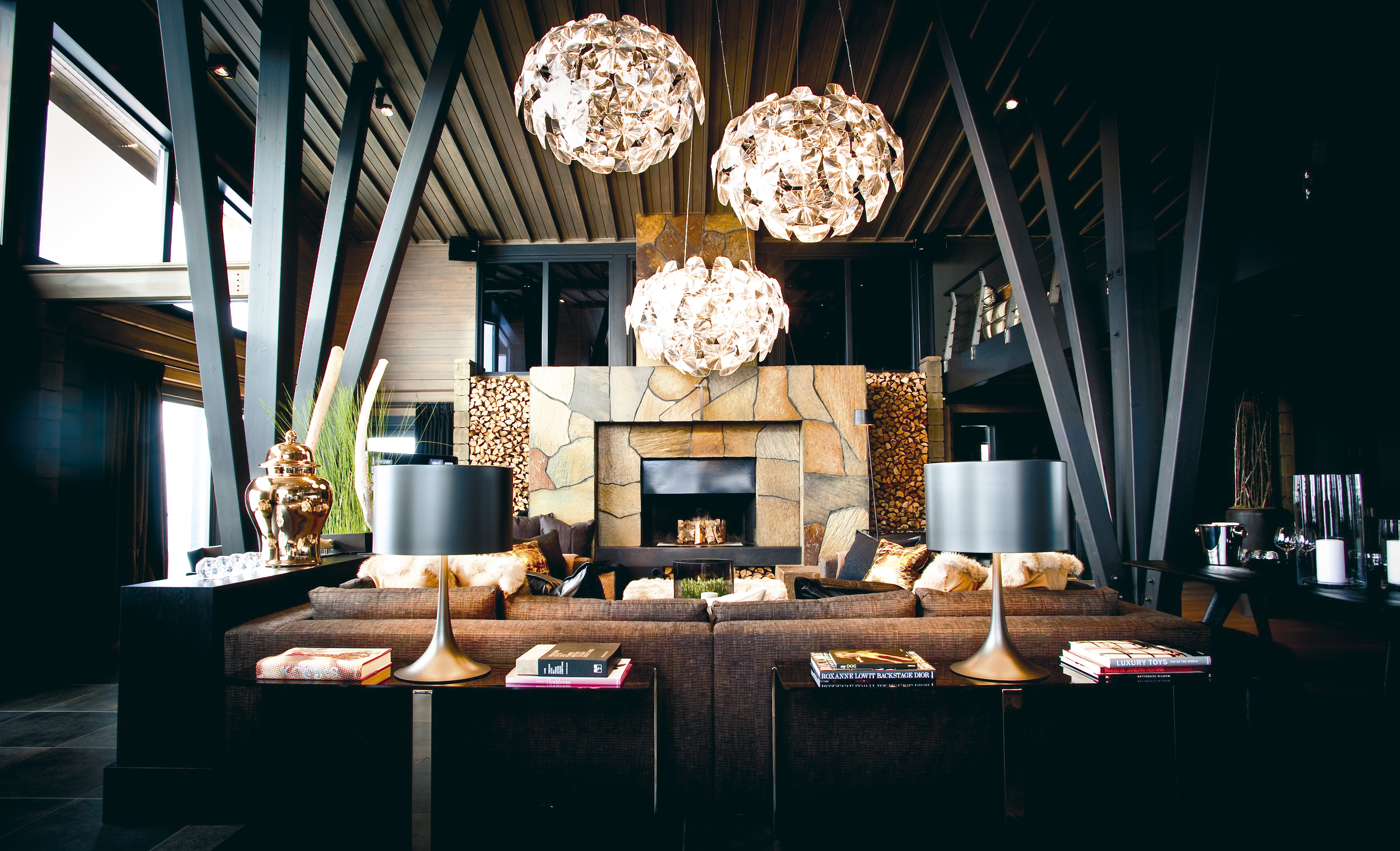 Mountain Ski House - Wood House gallery image 6